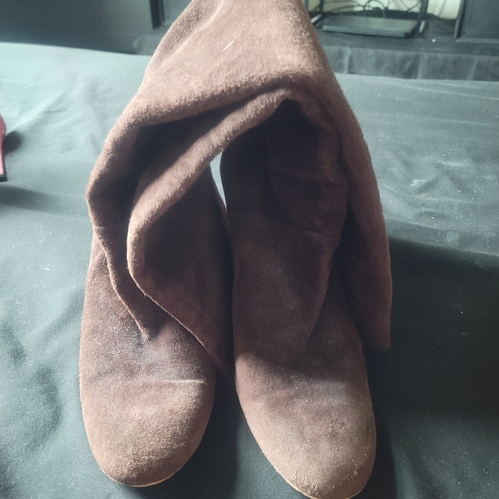 Brown gucci knee high boots